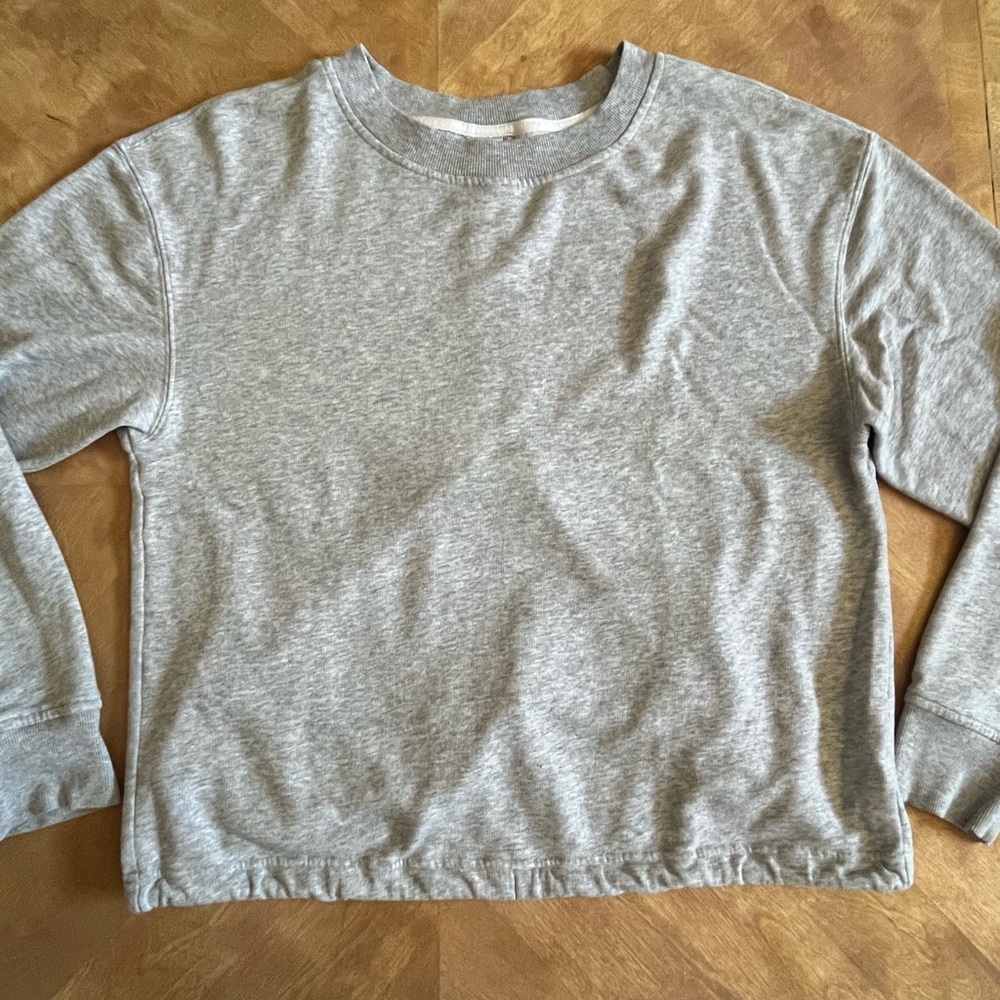 Old Navy Gray Sweatshirt with Back Detail | Size M Tall